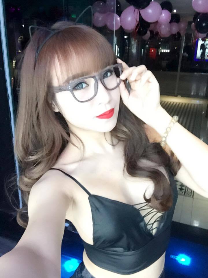 年轻的单身妈妈相亲高清视频